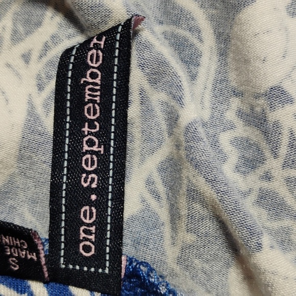 One September rayon top - Picture 11 of 13